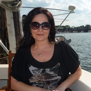 Meet your Posher, Marie